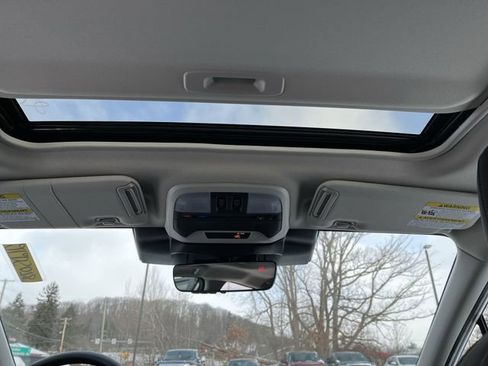 New 2026 Subaru Crosstrek 2.0i Premium image 18