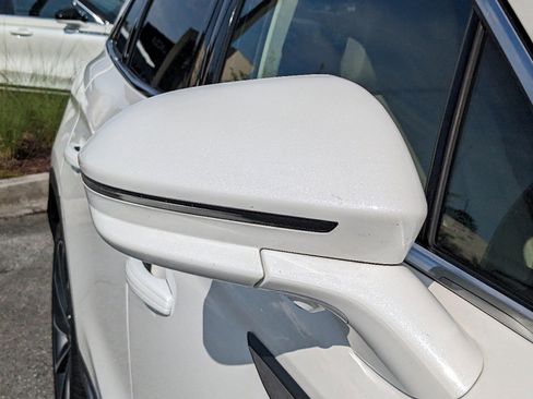 Certified 2023 Lincoln Nautilus Reserve w/ Equipment Group 202A image 12