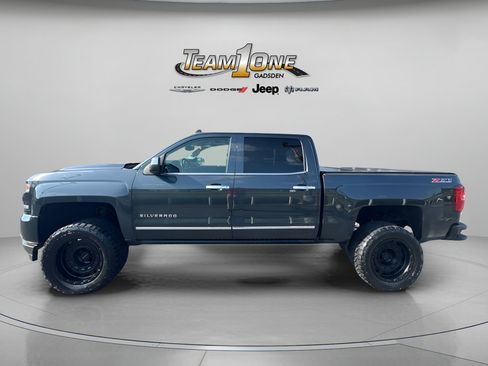 Used 2017 Chevrolet Silverado 1500 LTZ Z71 w/ LTZ Plus Package AWD/4WD image 5