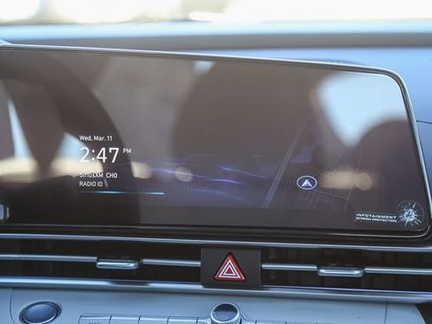 New 2026 Hyundai Elantra Limited image 16