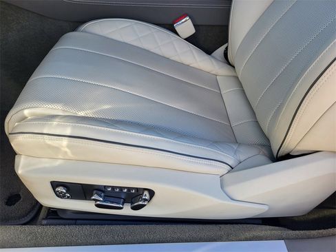 Used 2023 Bentley Continental GT V8 image 16