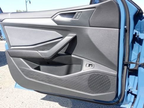 New 2026 Volkswagen Jetta SE image 23