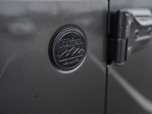 Used 2020 Jeep Wrangler Unlimited Sport image 37