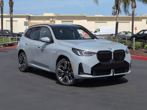 New 2026 BMW X3 xDrive30 w/ M Sport Package image 2