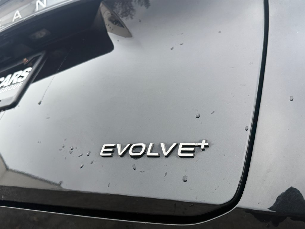 Used 2023 Nissan Ariya FWD image 31