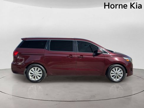 Used 2016 Kia Sedona EX FWD image 3