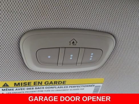 Used 2021 Chrysler Pacifica Touring AWD/4WD image 37