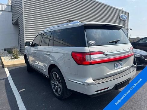 Used 2019 Lincoln Navigator Reserve AWD/4WD image 7