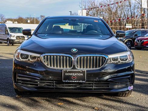 Used 2019 BMW 530e image 2