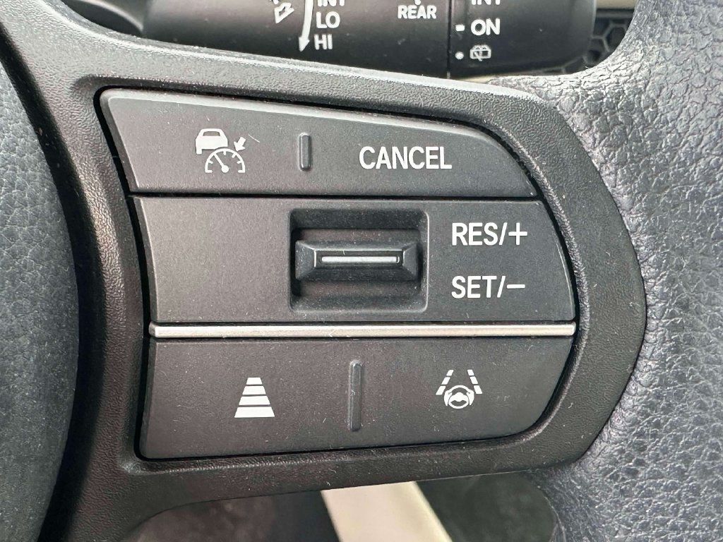 Certified 2024 Honda HR-V LX image 17