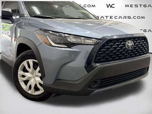 Used 2022 Toyota Corolla Cross L image 44