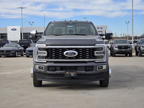 New 2026 Ford F450 Platinum w/ Platinum Plus Package image 6