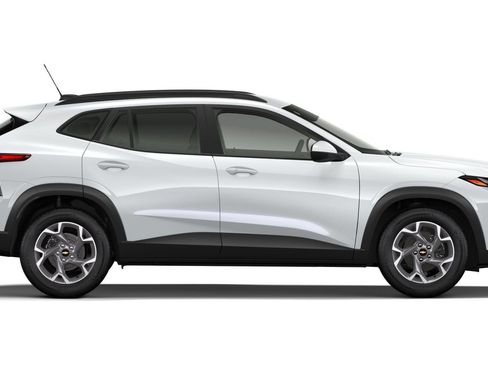 New 2026 Chevrolet Trax LT w/ Driver Confidence Package FWD image 21