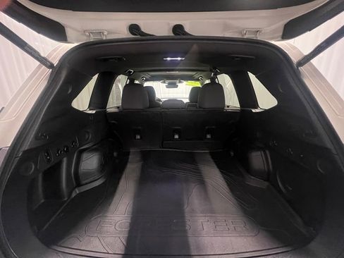 Certified 2025 Subaru Forester Limited w/ Popular Package #2 image 8