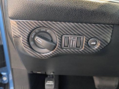 Used 2022 Dodge Challenger R/T Scat Pack RWD image 25