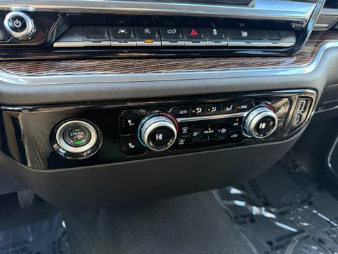 Used 2024 GMC Sierra 1500 Elevation image 13