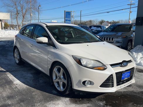 Used 2013 Ford Focus Titanium w/ Titanium Handling Pkg image 7