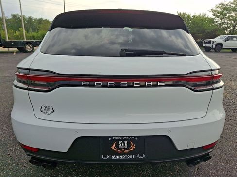 Used 2019 Porsche Macan AWD/4WD image 23