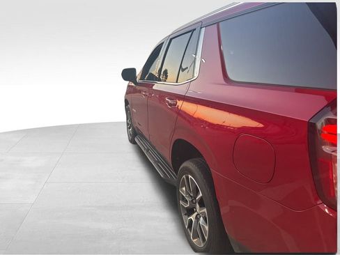 Used 2021 Chevrolet Tahoe LT image 14