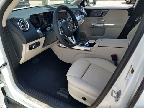 New 2023 Mercedes-Benz EQB 300 EQB 300 image 2