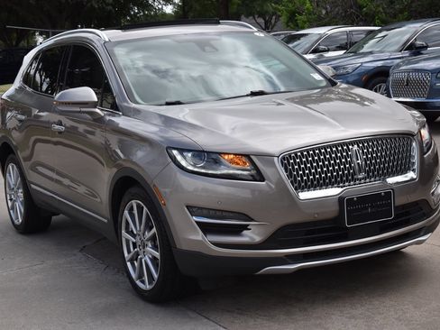 Used 2019 Lincoln MKC Reserve w/ MKC Technology Package FWD image 4
