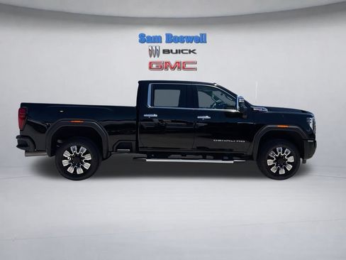 Certified 2024 GMC Sierra 2500 Denali w/ Denali Reserve Package AWD/4WD image 11