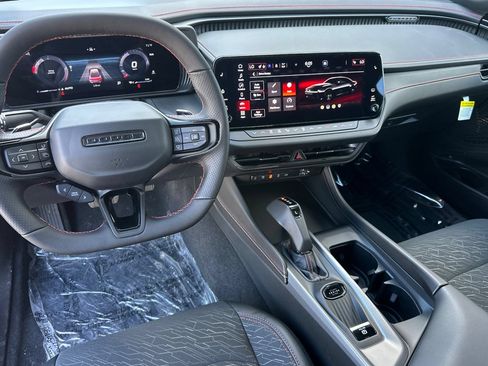New 2026 Dodge Charger Scat Pack w/ Blacktop Package AWD/4WD image 15