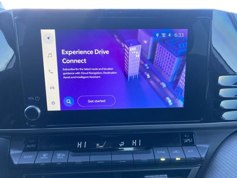 Certified 2025 Toyota Camry SE w/ Convenience Package image 20