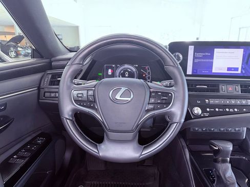 Certified 2024 Lexus ES 300h w/ Accessory Package (Z2) FWD image 19