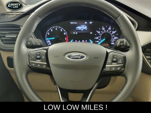 Used 2022 Ford Escape SE w/ Cold Weather Package FWD image 27