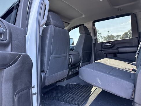 Used 2025 Chevrolet Silverado 2500 Custom w/ Custom Value Package AWD/4WD image 23