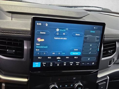 Used 2022 Ford Expedition Max XLT RWD image 15