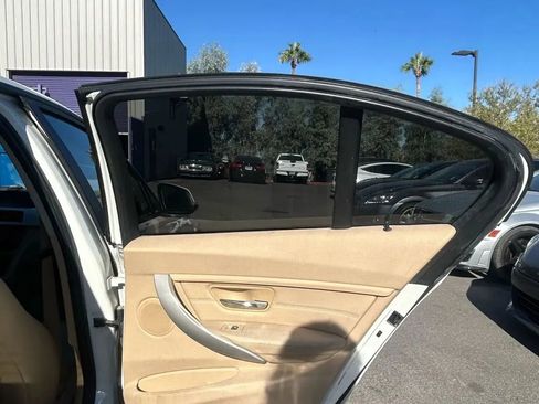 Used 2012 BMW 328i Sedan image 14