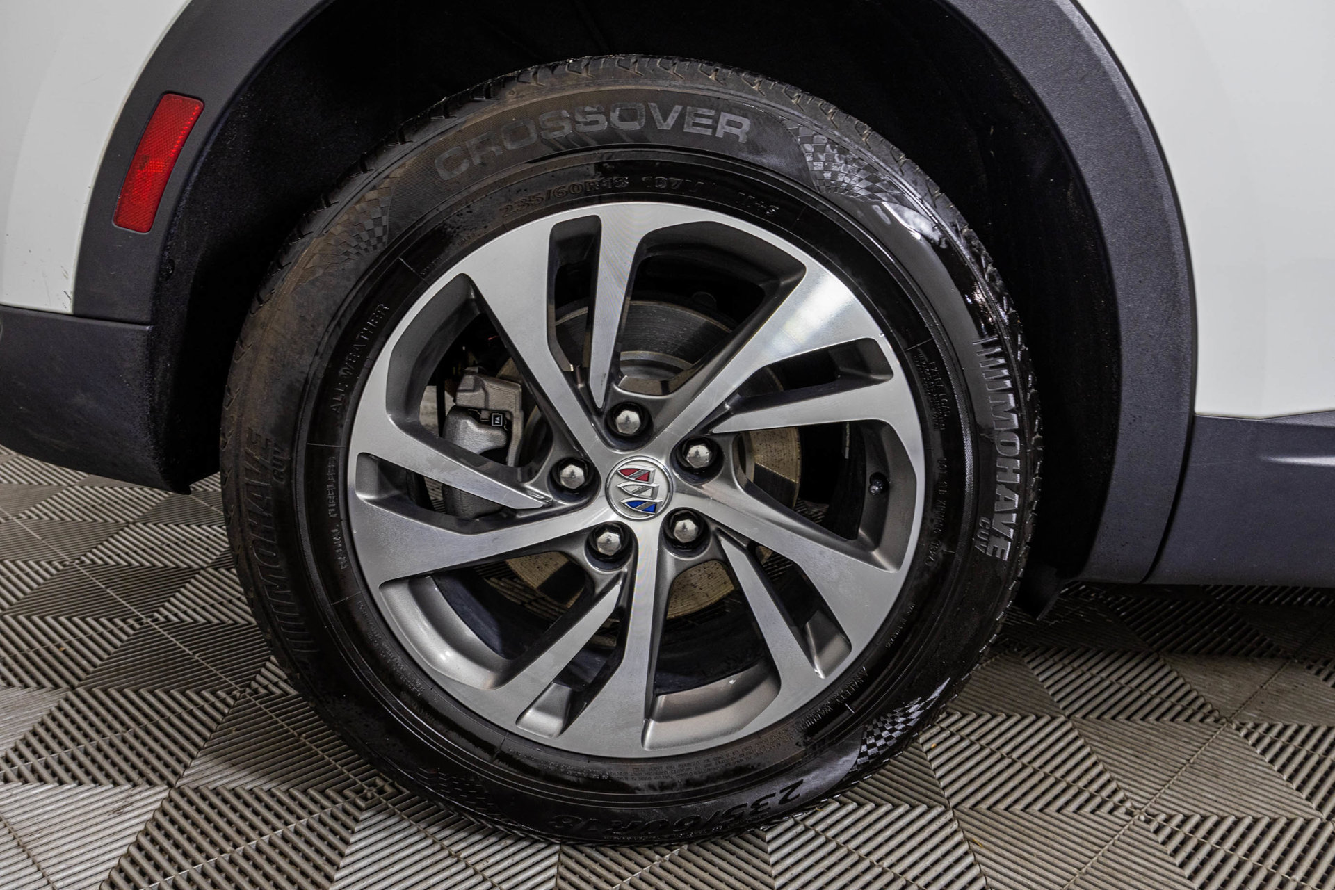Used 2022 Buick Envision Essence w/ Technology Package I FWD image 55
