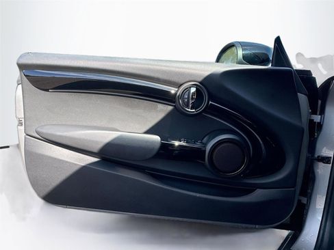 Used 2024 MINI Cooper S image 17