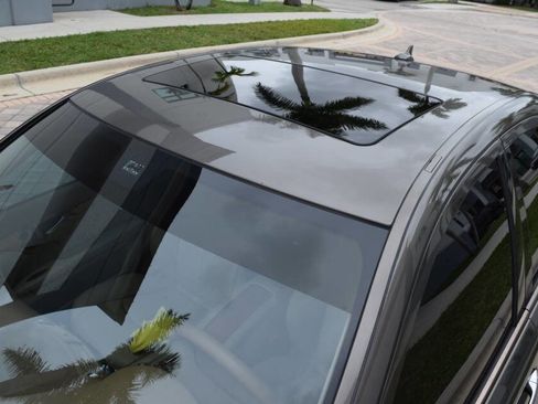 Used 2008 Mercedes-Benz E 350 4MATIC Sedan image 27