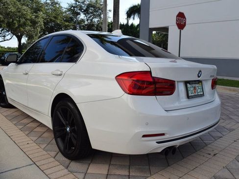 Used 2017 BMW 330i Sedan RWD image 5
