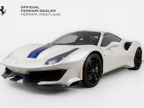 Used 2020 Ferrari 488 Pista Coupe RWD image 1
