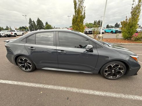 Certified 2025 Toyota Corolla FX FWD image 6