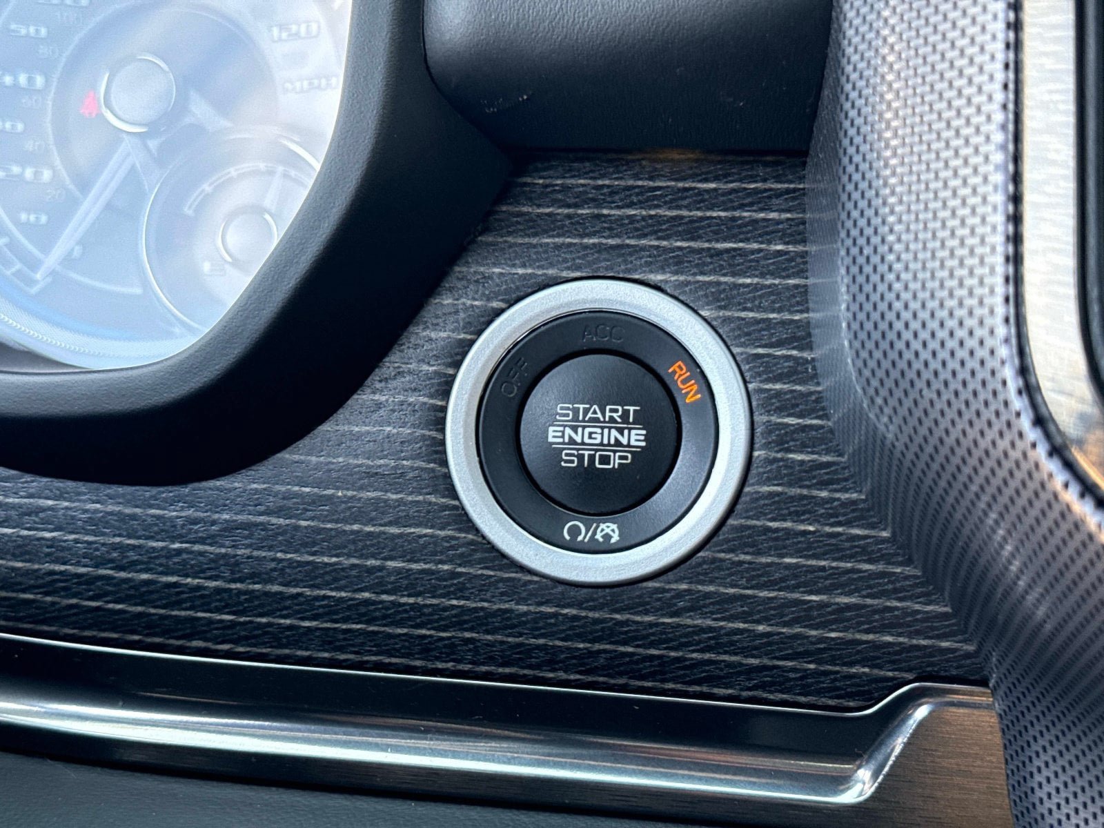 Used 2019 RAM 1500 Limited AWD/4WD image 28