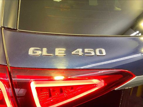 Used 2022 Mercedes-Benz GLE 450 4MATIC image 35
