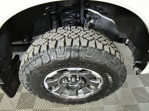 Used 2024 Ford F350 Platinum w/ Tremor Off-Road Package image 17