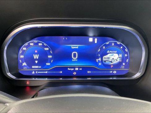 Used 2023 Chevrolet Tahoe Z71 w/ Z71 Off-Road Package image 20