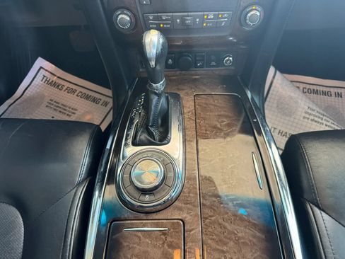Used 2012 INFINITI QX56 4WD w/ Deluxe Touring Pkg image 24