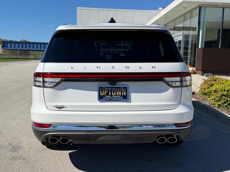 Certified 2026 Lincoln Aviator Reserve w/ Illumination Package AWD/4WD image 7