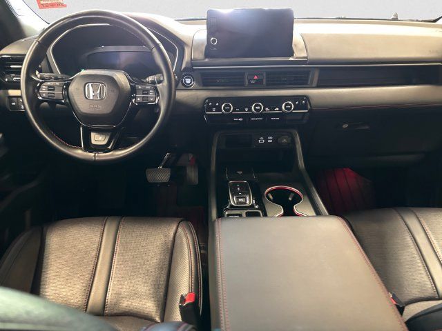 Used 2025 Honda Pilot Black Edition image 11