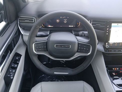 New 2026 Jeep Grand Wagoneer L 4WD image 21