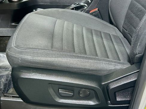 Used 2022 Ford Ranger XLT w/ Equipment Group 302A High AWD/4WD image 16