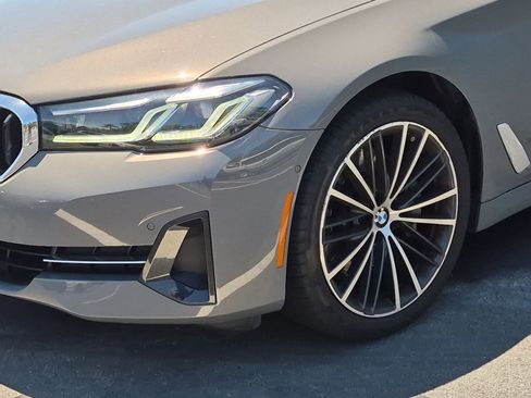 Used 2021 BMW 530i xDrive w/ Premium Package AWD/4WD image 6