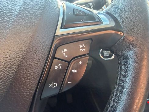 Used 2020 Ford Edge SEL AWD/4WD image 16